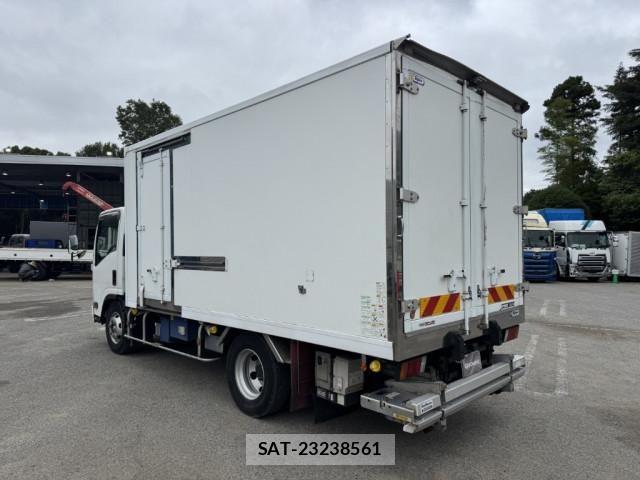 Isuzu ELF TRUCK 2019-03 7500416-4