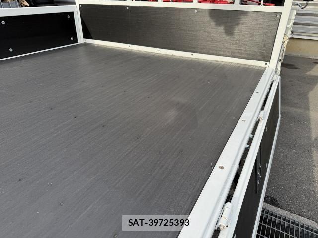 Isuzu ELF TRUCK 2025-02 7500405-23