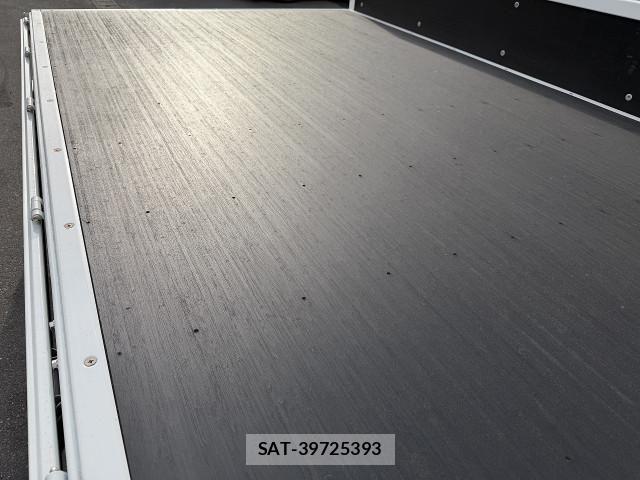 Isuzu ELF TRUCK 2025-02 7500405-24