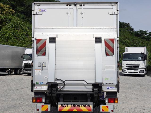 Isuzu ELF TRUCK 2021-02 7500455-9