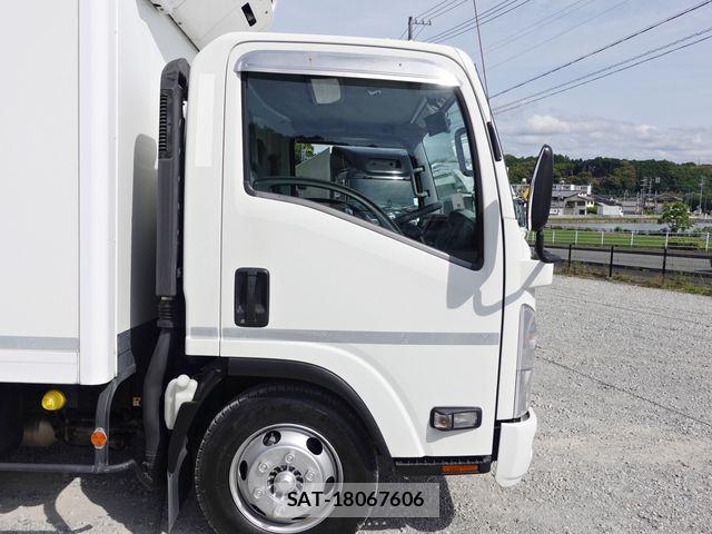 Isuzu ELF TRUCK 2021-02 7500455-5
