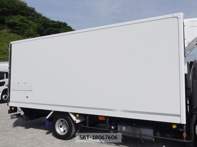 Isuzu ELF TRUCK 2021-02 7500455-6