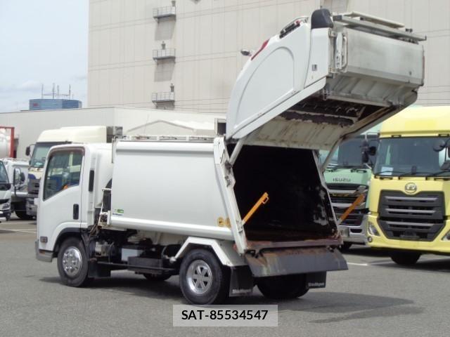 Isuzu ELF TRUCK 2017-10 7508599-12