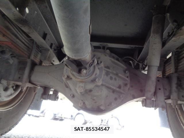 Isuzu ELF TRUCK 2017-10 7508599-21