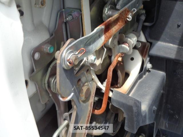 Isuzu ELF TRUCK 2017-10 7508599-28