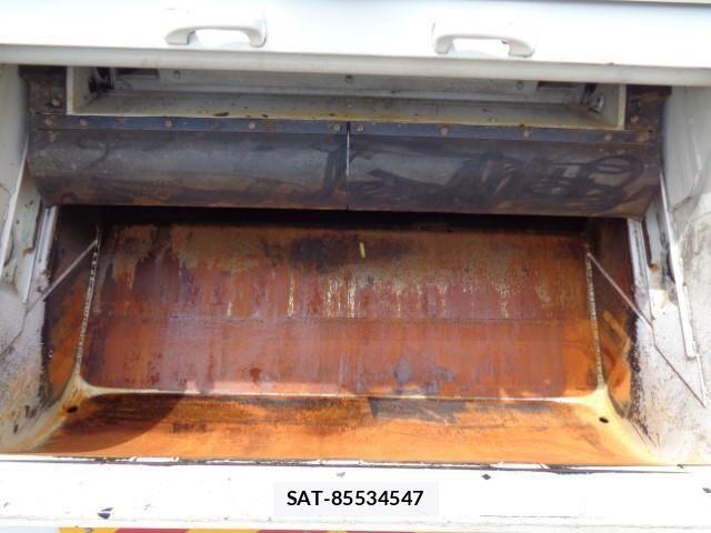 Isuzu ELF TRUCK 2017-10 7508599-7