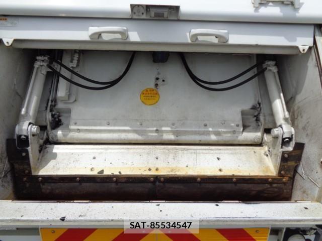 Isuzu ELF TRUCK 2017-10 7508599-8