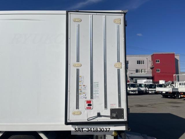 Isuzu ELF TRUCK 2016-05 7500434-20