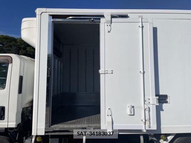 Isuzu ELF TRUCK 2016-05 7500434-8