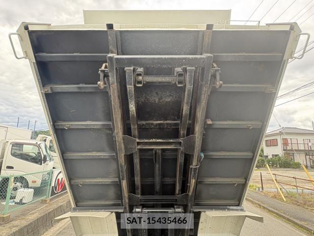 Isuzu ELF TRUCK 2014-02 7500411-13
