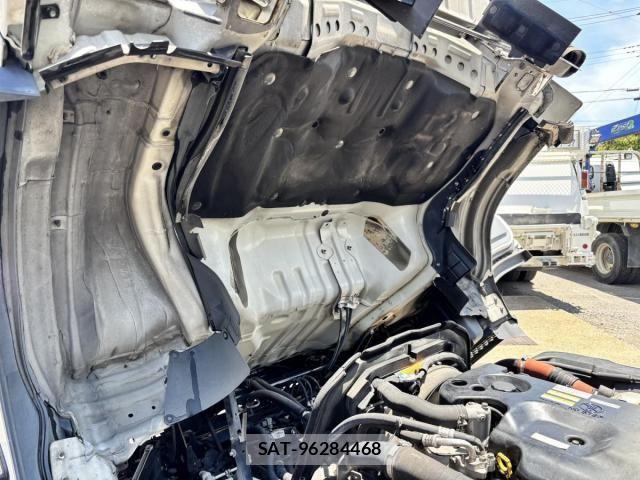Isuzu ELF TRUCK 2014-03 7500435-27