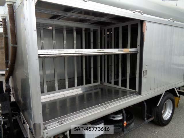 Isuzu ELF TRUCK 2019-05 7500448-10