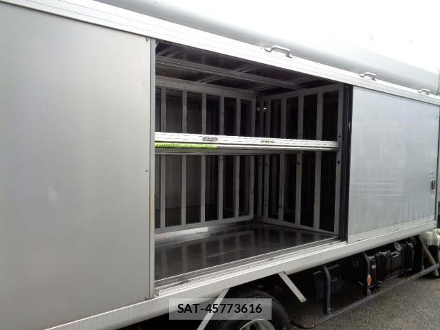 Isuzu ELF TRUCK 2019-05 7500448-15