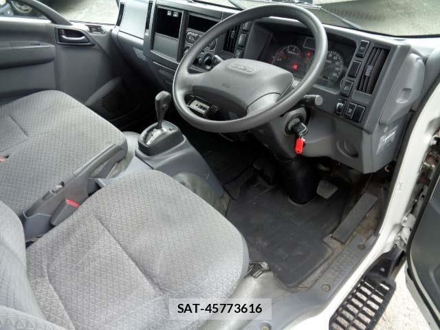 Isuzu ELF TRUCK 2019-05 7500448-2