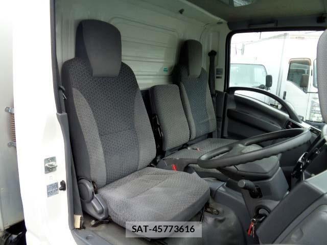 Isuzu ELF TRUCK 2019-05 7500448-4