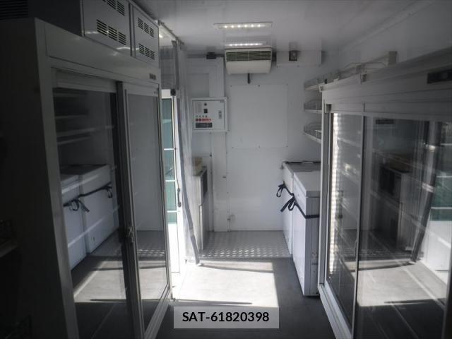 Isuzu ELF TRUCK 2015-11 7500421-25