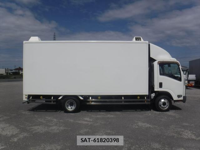 Isuzu ELF TRUCK 2015-11 7500421-29