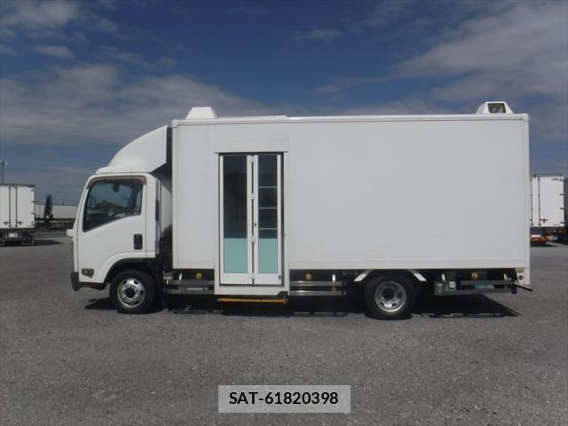 Isuzu ELF TRUCK 2015-11 7500421-3