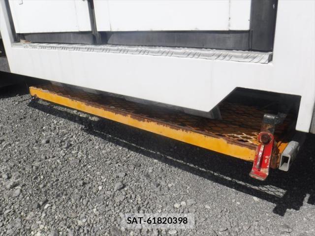 Isuzu ELF TRUCK 2015-11 7500421-6
