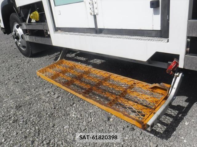 Isuzu ELF TRUCK 2015-11 7500421-7