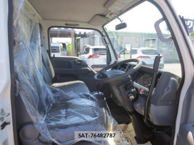 Isuzu ELF TRUCK 2020-09 7500422-13