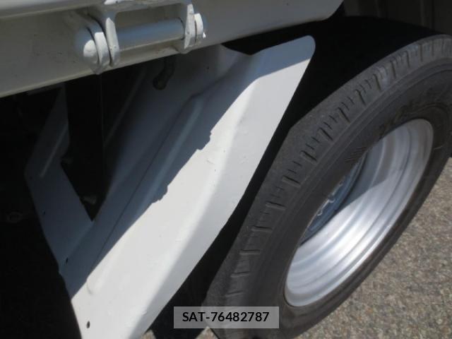 Isuzu ELF TRUCK 2020-09 7500422-18