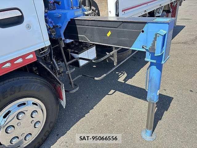 Isuzu ELF TRUCK 1995-04 7500432-7