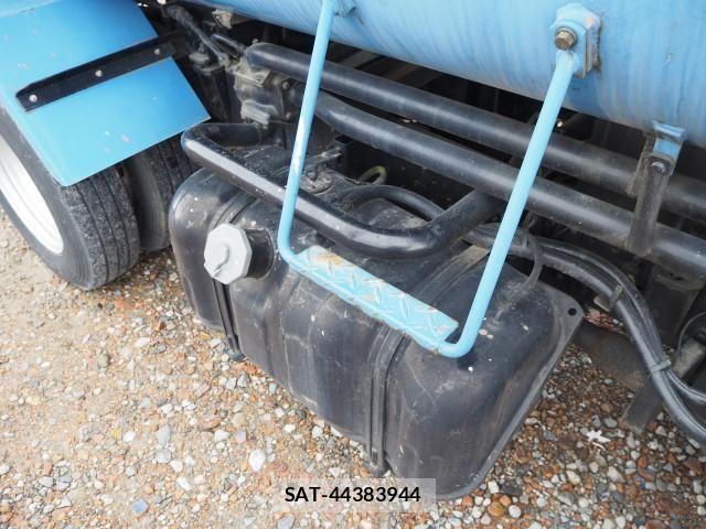 Isuzu ELF TRUCK 2007-06 7500443-11