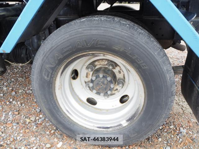 Isuzu ELF TRUCK 2007-06 7500443-25
