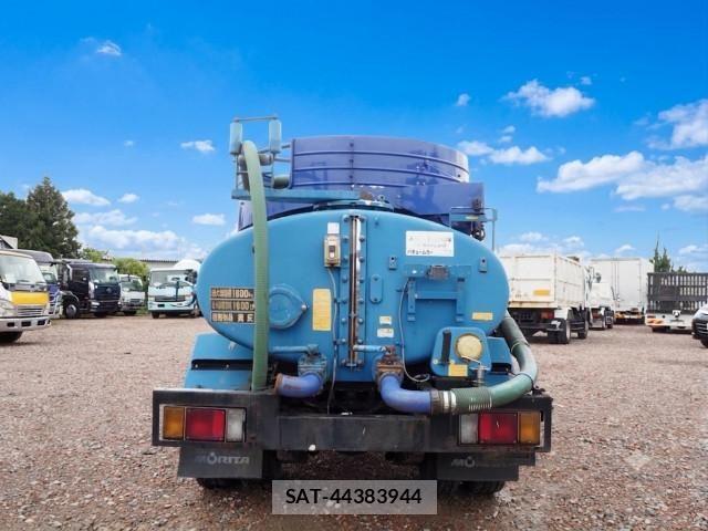 Isuzu ELF TRUCK 2007-06 7500443-4