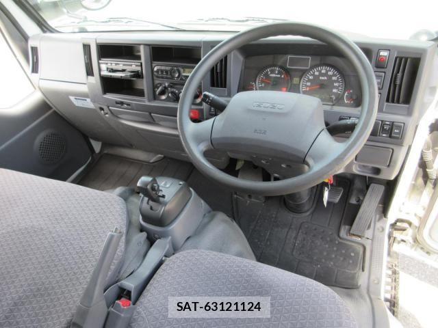 Isuzu ELF TRUCK 2018-06 7500445-9
