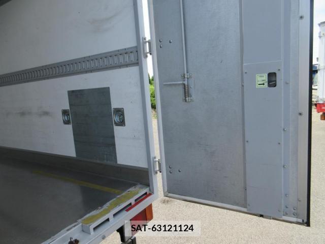 Isuzu ELF TRUCK 2018-06 7500445-23