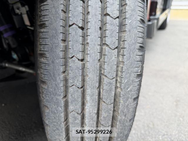 Isuzu ELF TRUCK 2025-02 7500403-14