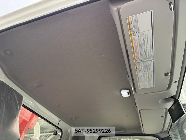 Isuzu ELF TRUCK 2025-02 7500403-20