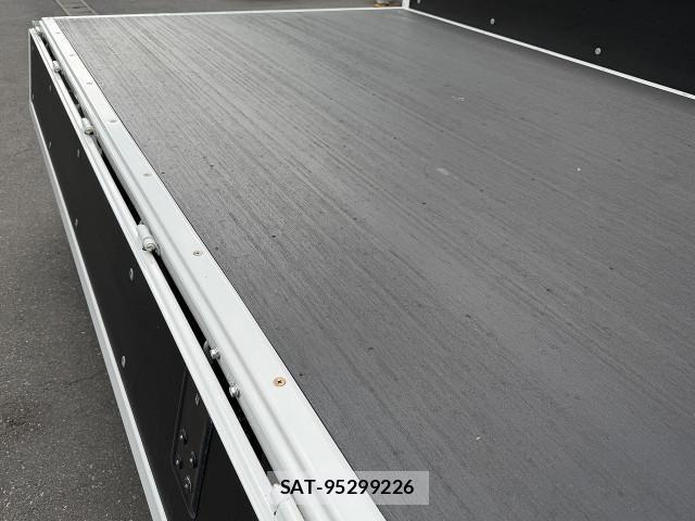 Isuzu ELF TRUCK 2025-02 7500403-25