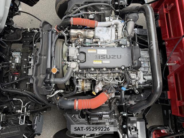 Isuzu ELF TRUCK 2025-02 7500403-7