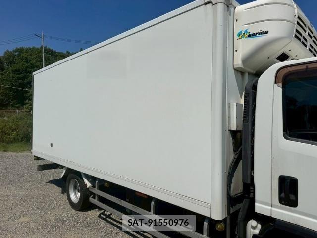 Isuzu ELF TRUCK 2015-07 7500446-10