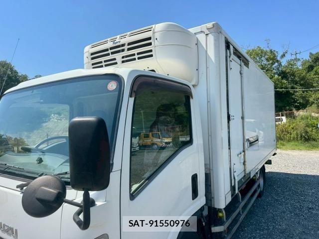 Isuzu ELF TRUCK 2015-07 7500446-12