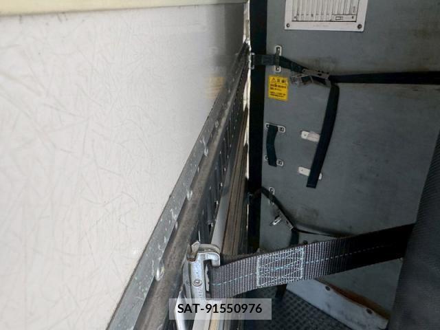 Isuzu ELF TRUCK 2015-07 7500446-25
