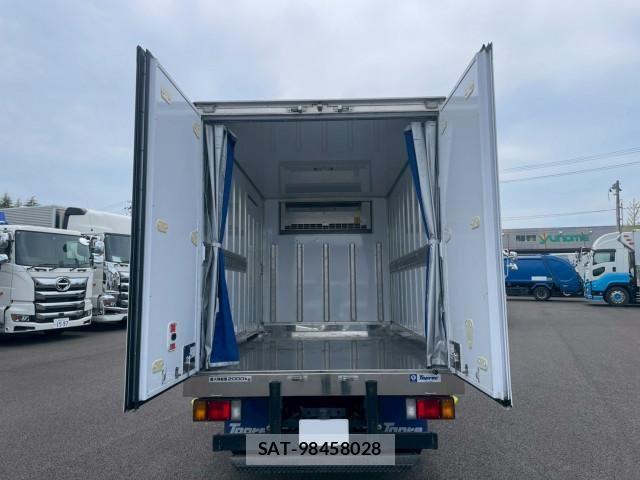 Isuzu ELF TRUCK 2023-03 7500410-13