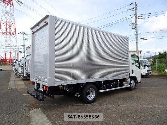 Isuzu ELF TRUCK 2025-04 7508598-4