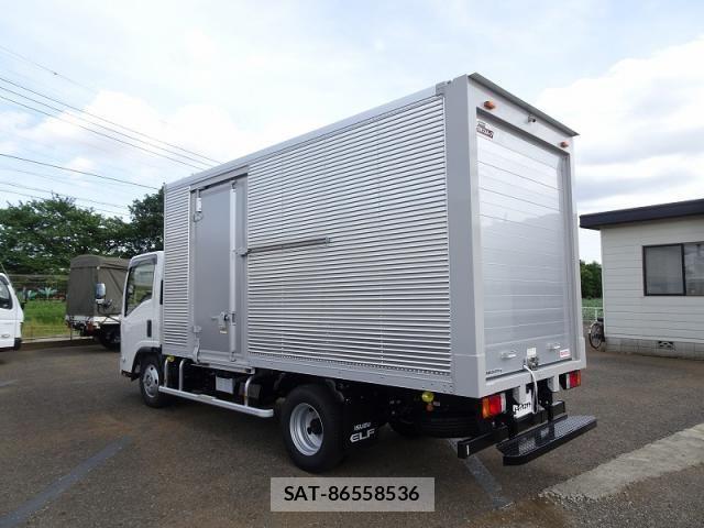 Isuzu ELF TRUCK 2025-04 7508598-5