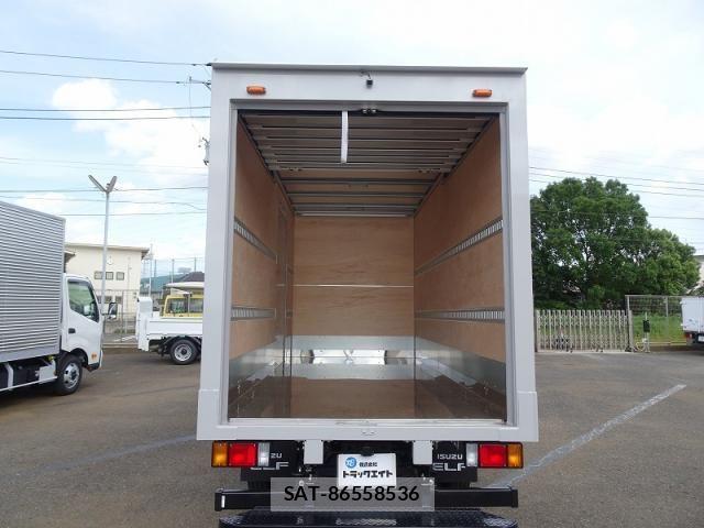 Isuzu ELF TRUCK 2025-04 7508598-7