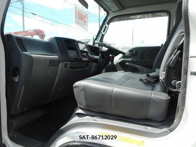 Isuzu ELF TRUCK 2015-10 7500442-15