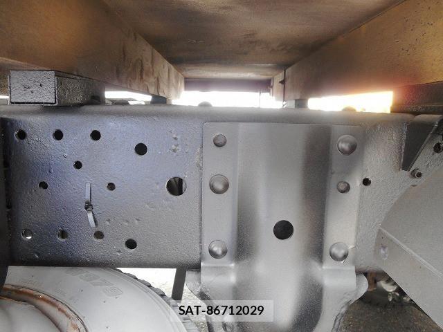 Isuzu ELF TRUCK 2015-10 7500442-25