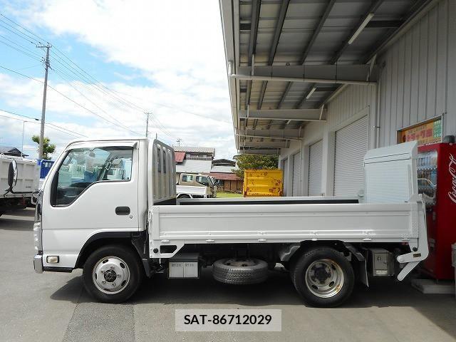 Isuzu ELF TRUCK 2015-10 7500442-4