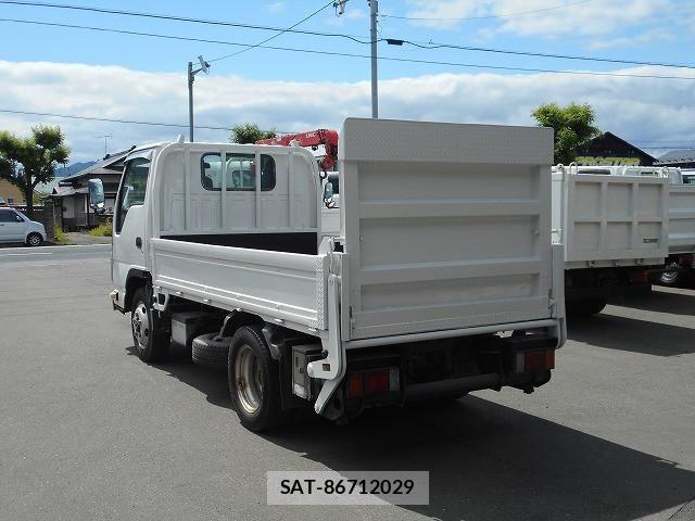 Isuzu ELF TRUCK 2015-10 7500442-7