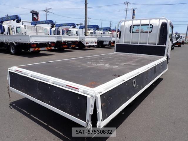 Isuzu ELF TRUCK 2019-02 7500427-13