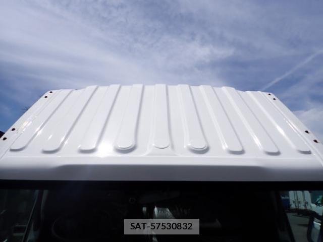 Isuzu ELF TRUCK 2019-02 7500427-18