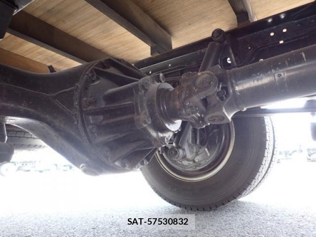 Isuzu ELF TRUCK 2019-02 7500427-25
